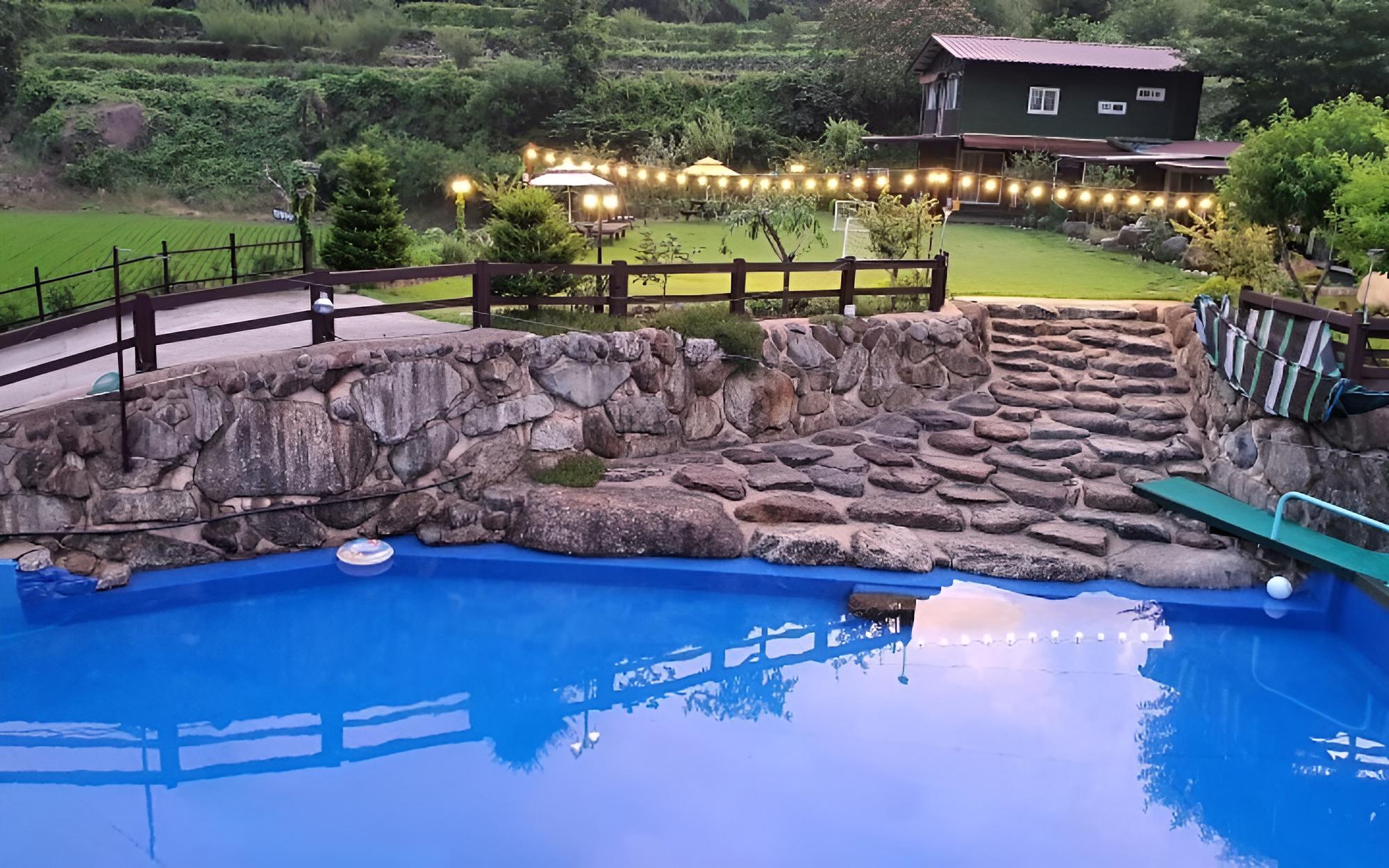 Hadong Sansuae Pension
