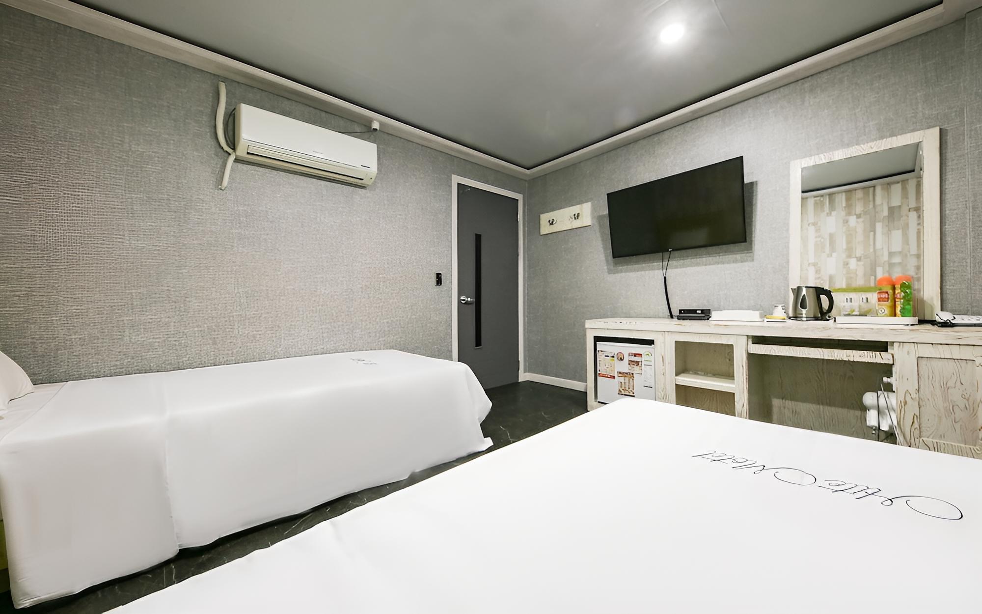 Chungju Hotel Soyu view 2