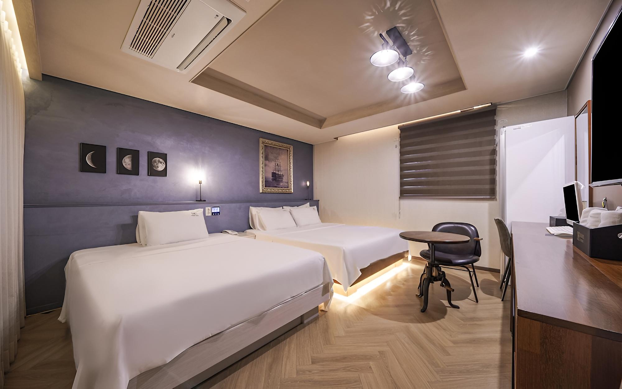 Design Hotel 2ne1 Jukdo Market Pohang