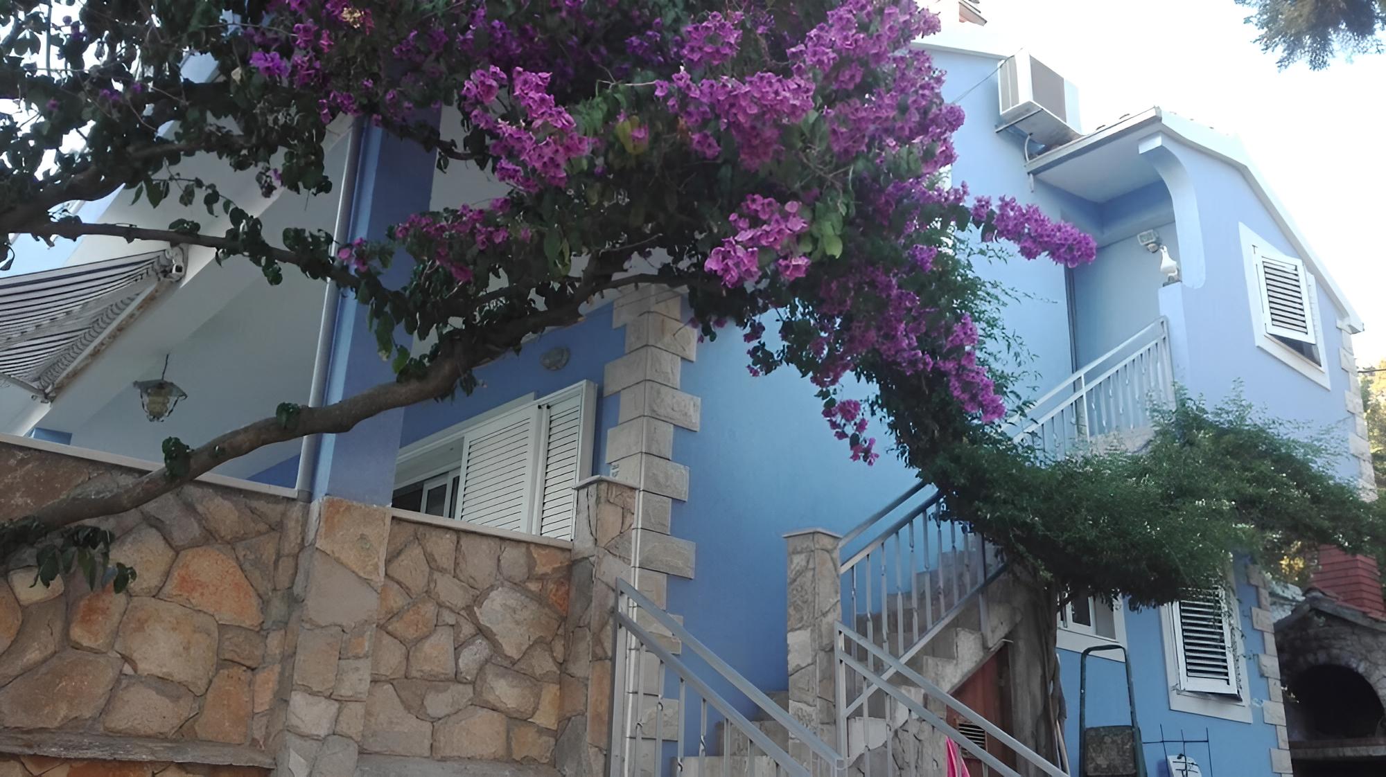 Gana - 50 M From the sea - A1 view 3