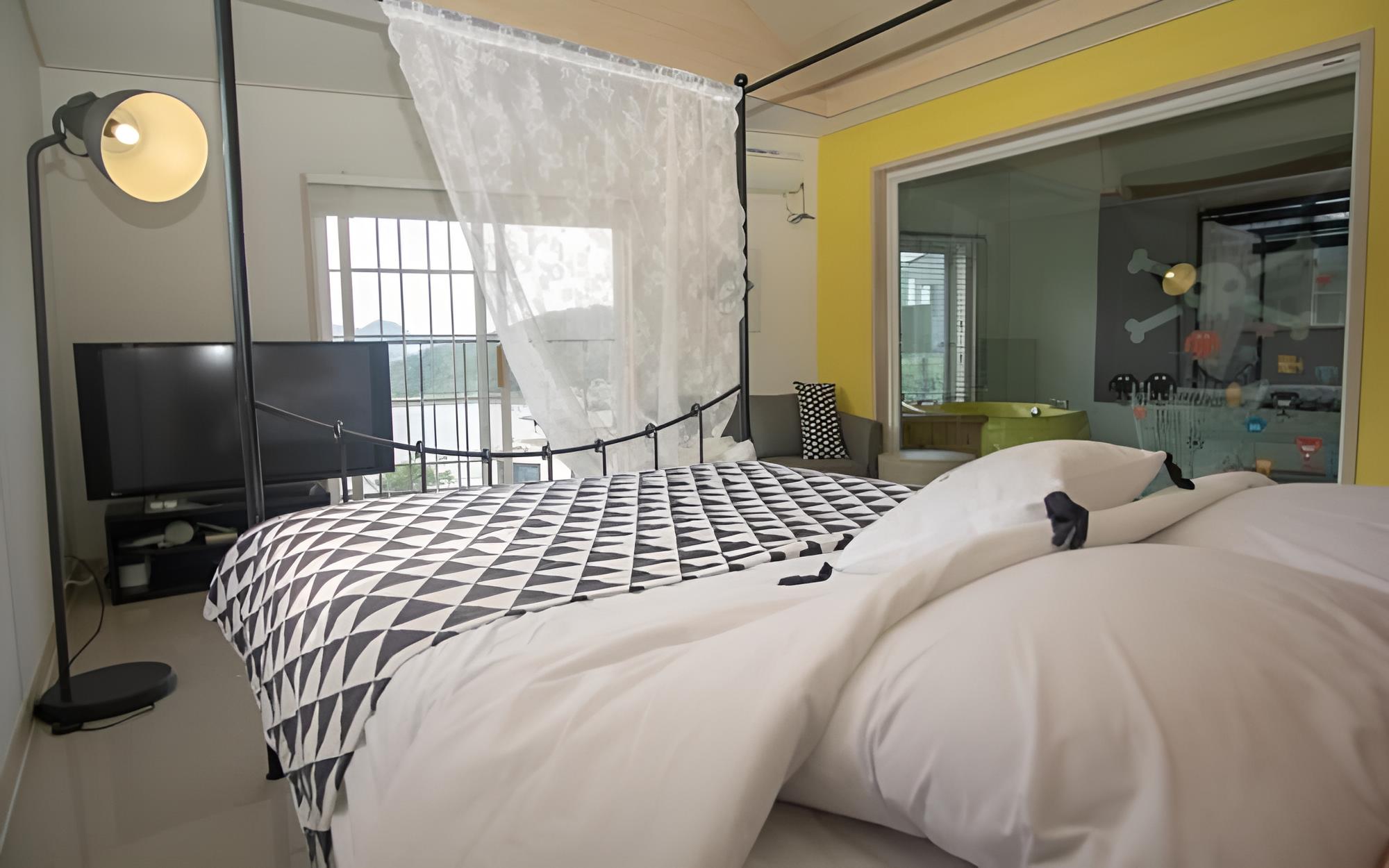 Pocheon La Vie En Rose Pension