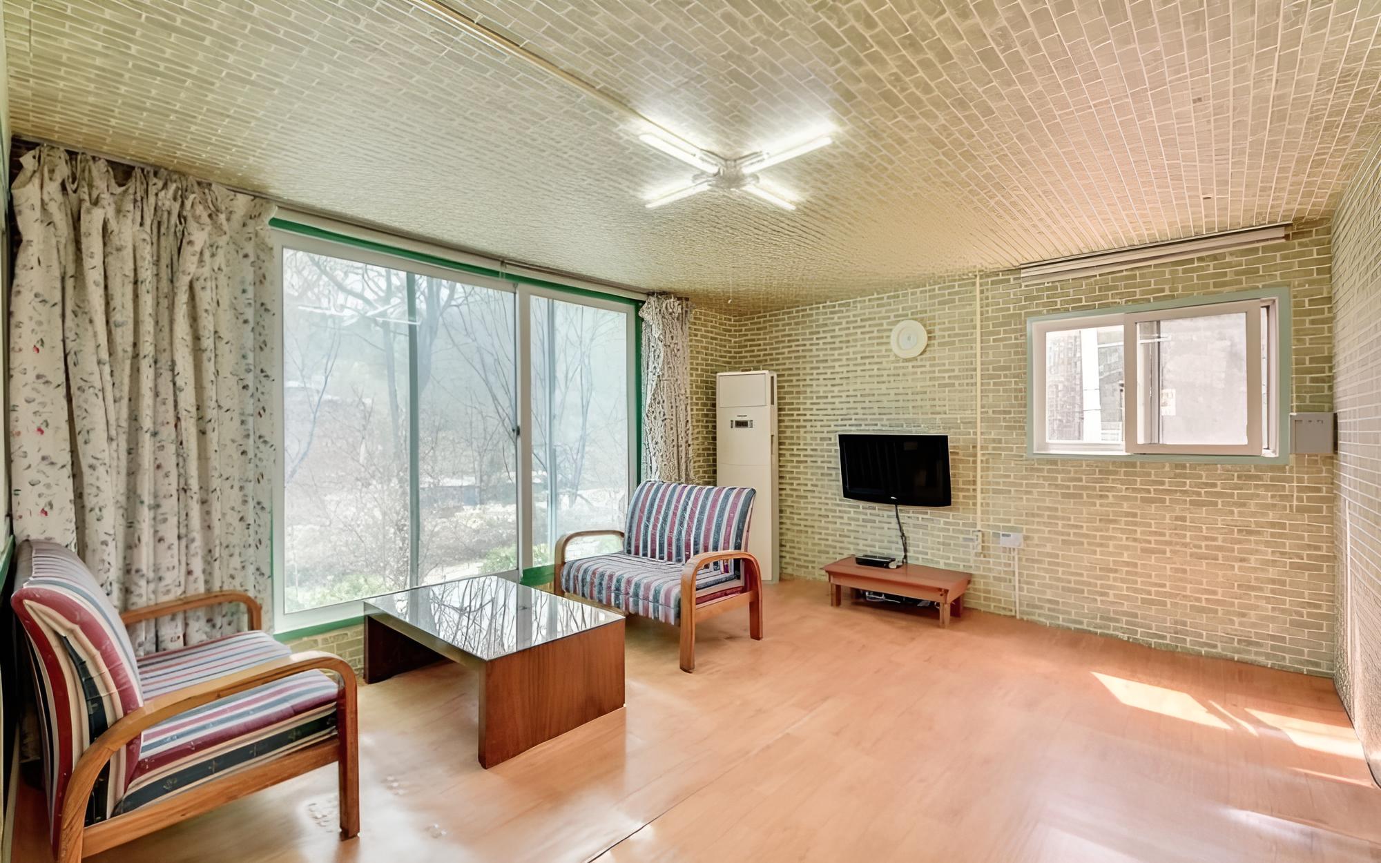 Gapyeong Yumyeong Mountain Pension