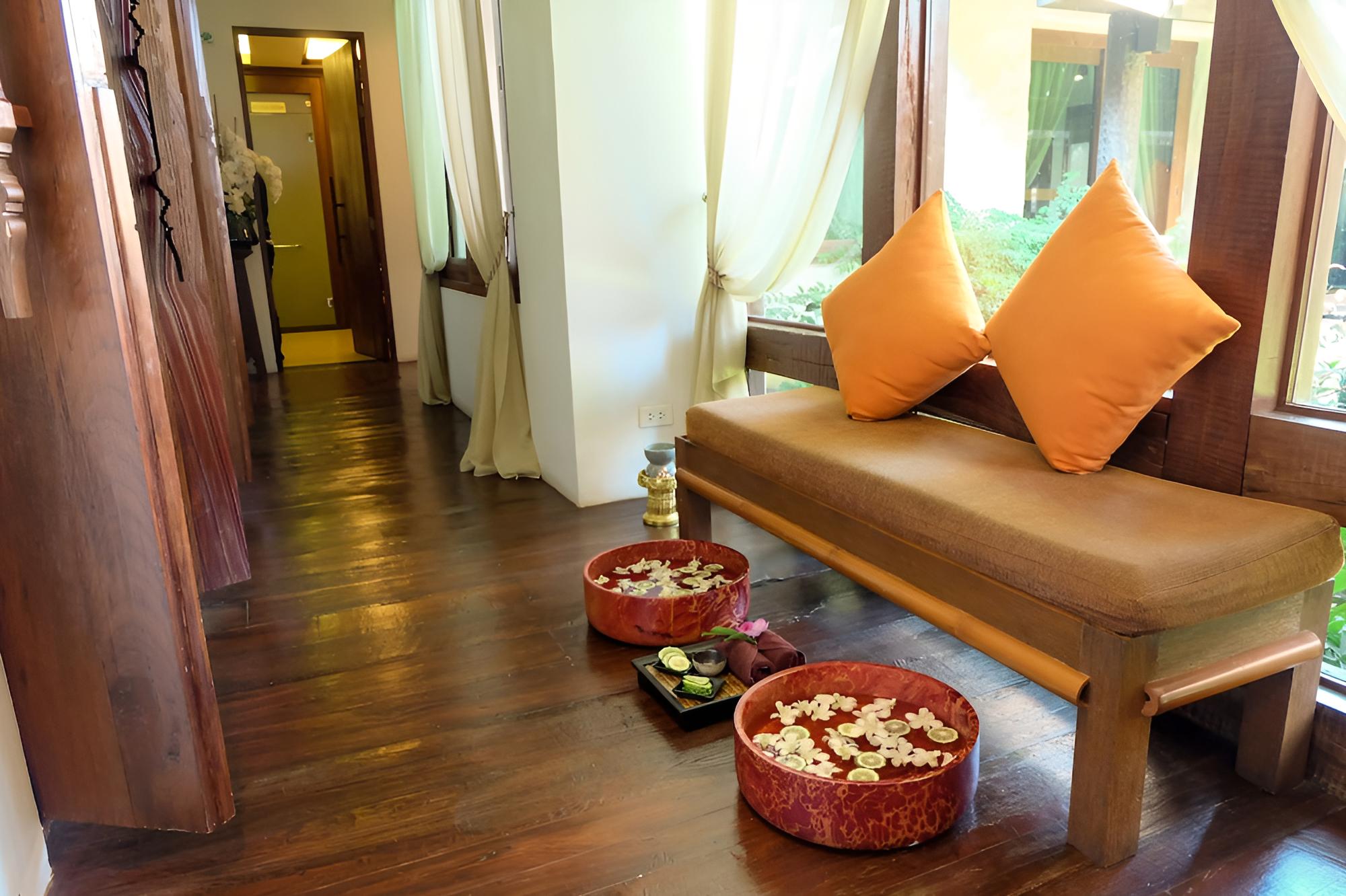 Sibsan Luxury Hotel Rimping