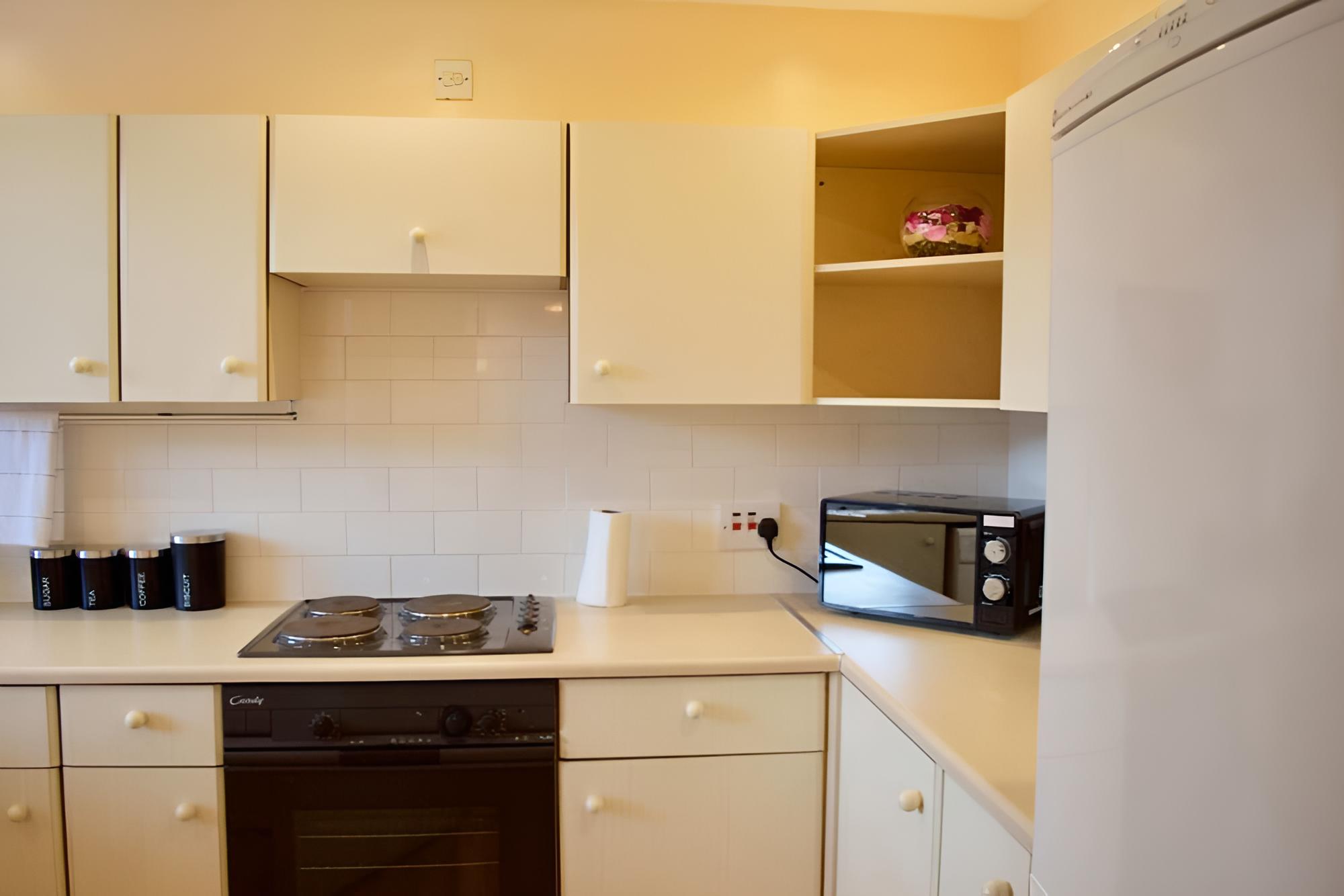 Comfortable & Bright 2 Bed Near Leith Walk