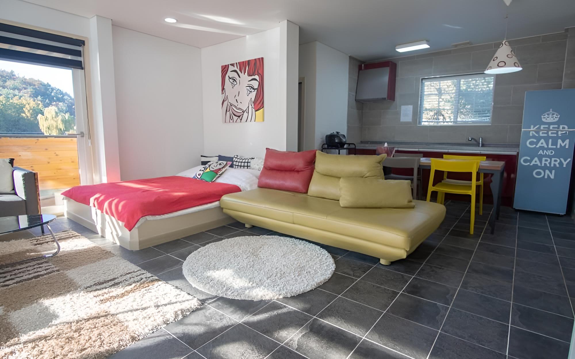 Pocheon La Vie En Rose Pension