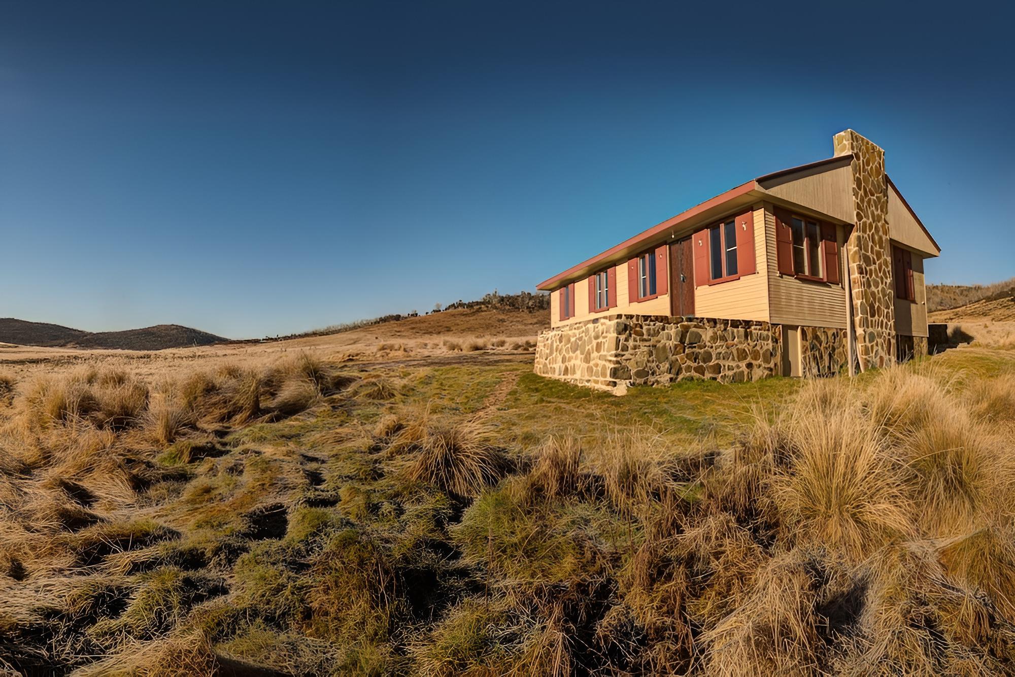 Wolgal Hut