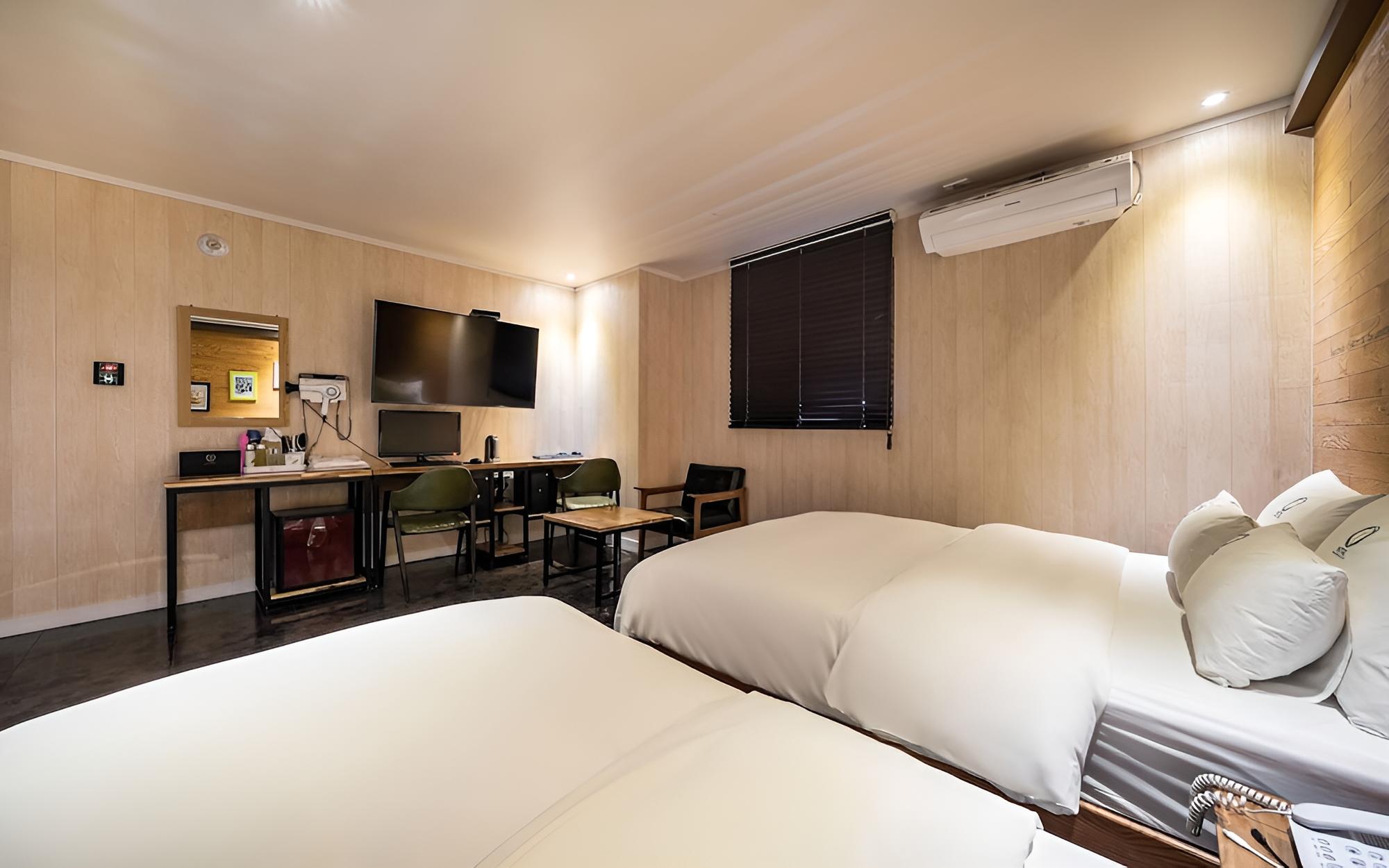 Photo 65
