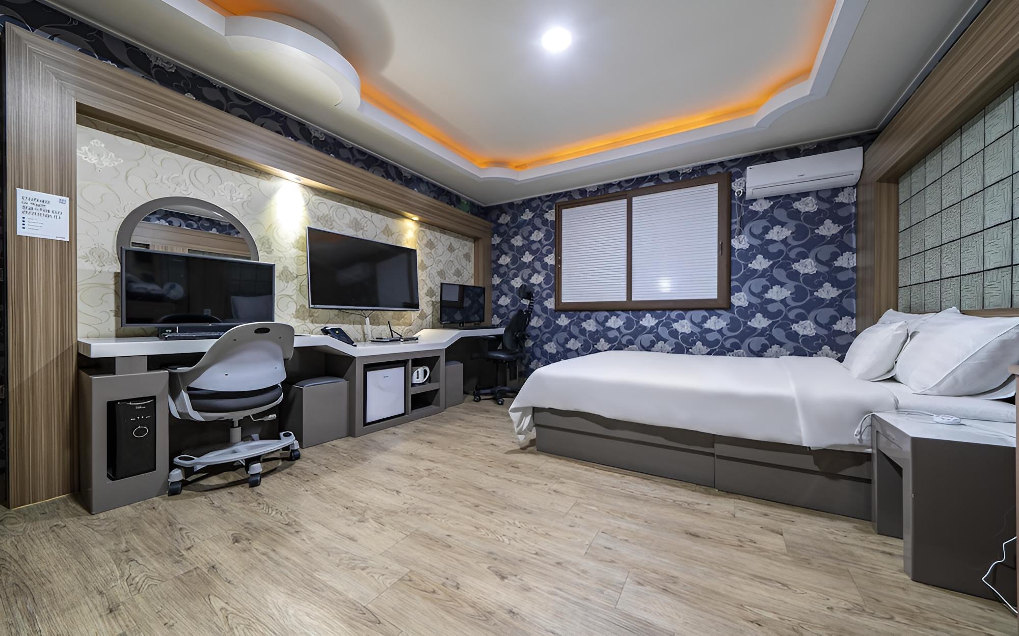 Jecheon Urban Brown Hotel