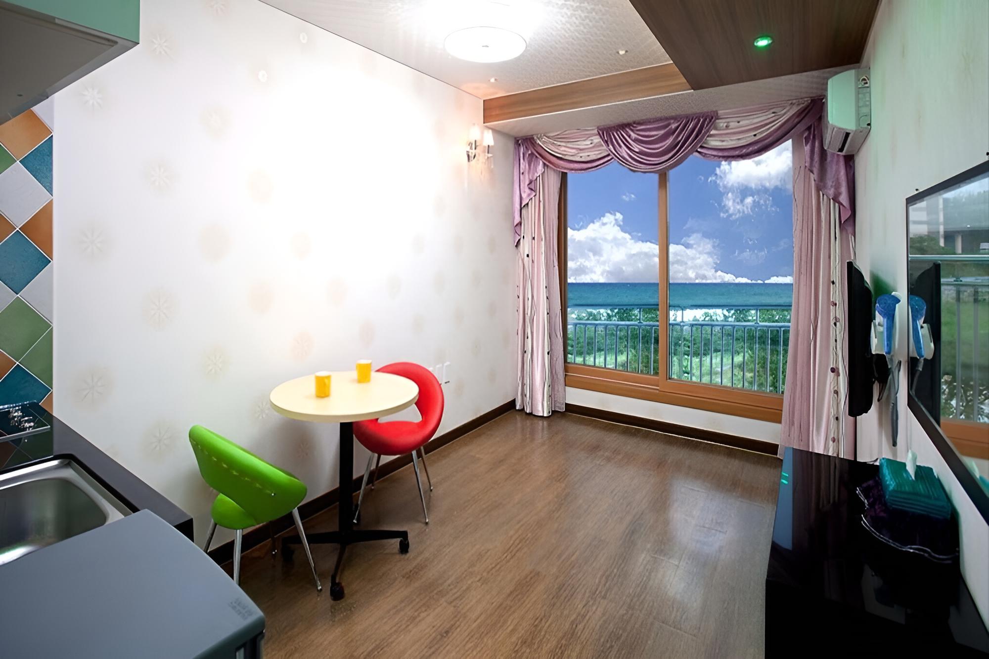 Gangneung Awoolim Pension — photo 45