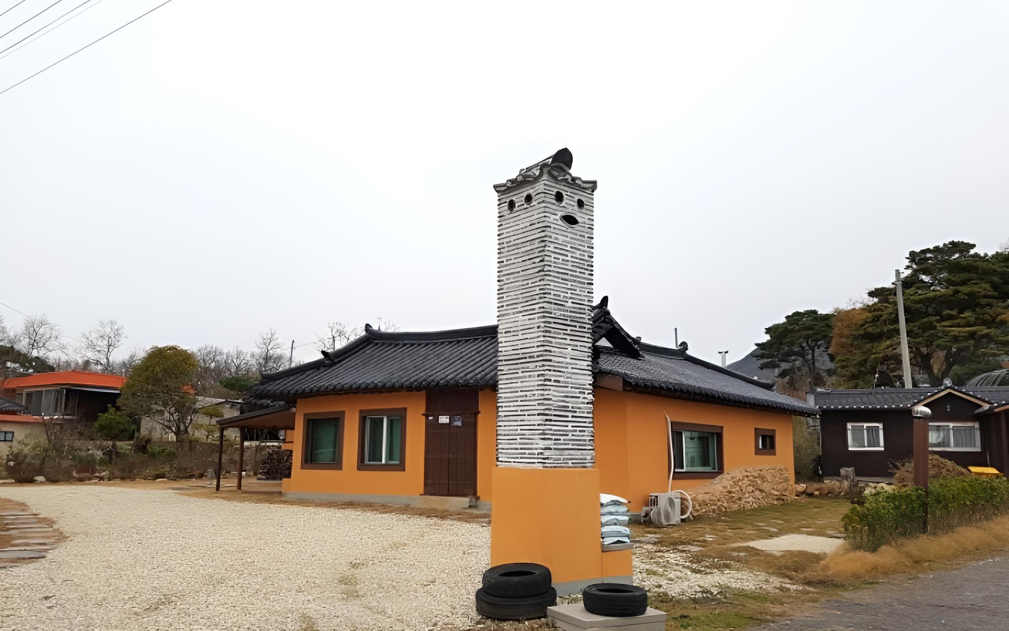 Ganghwado Hwanggeumbit Pension