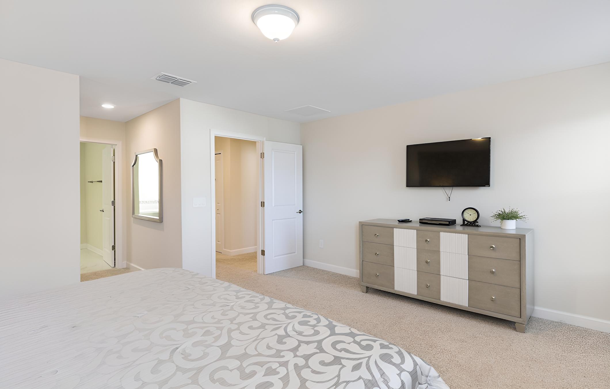 Storey Lake 4784 A - Image 3