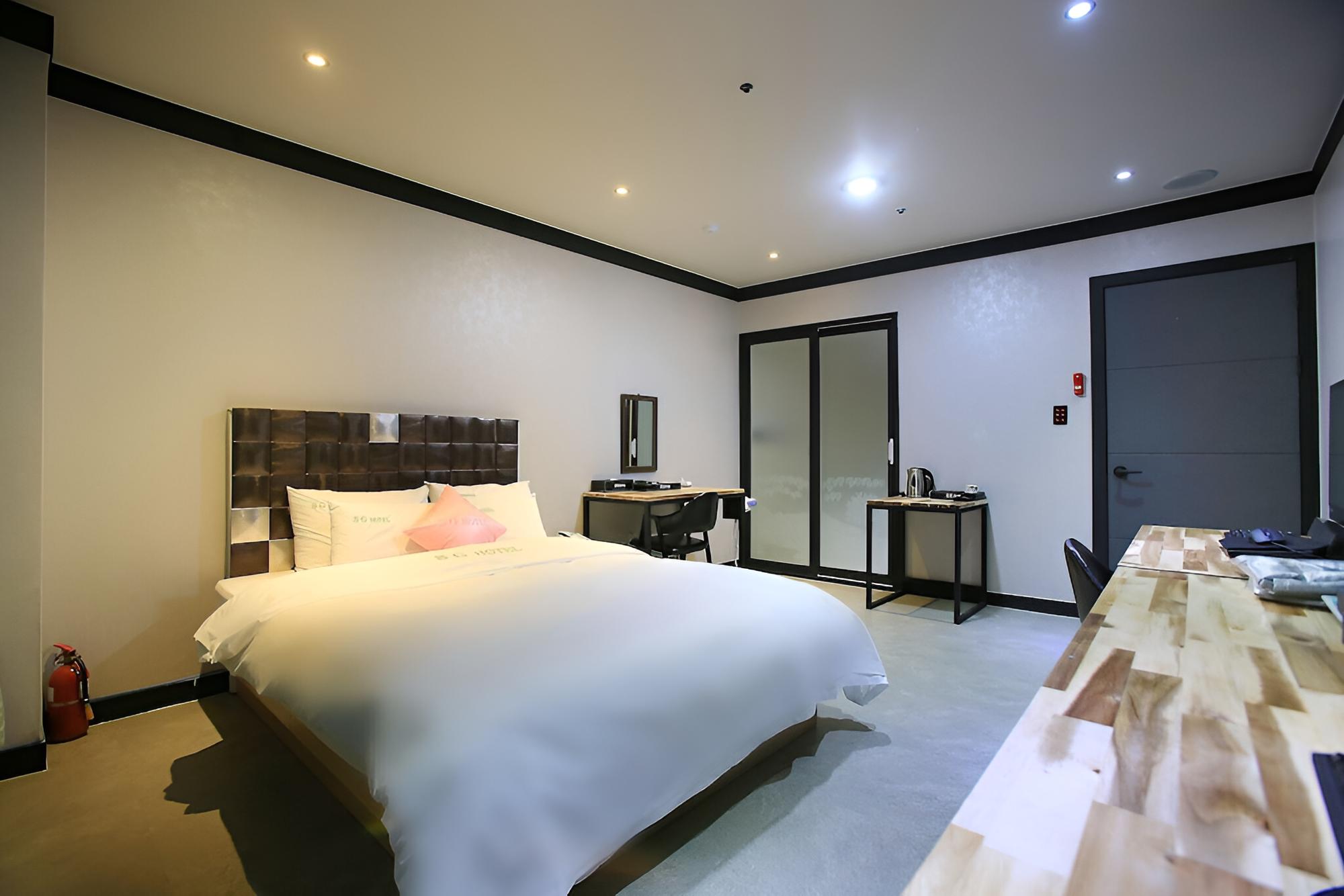 Suwon Yeongtong SG Hotel