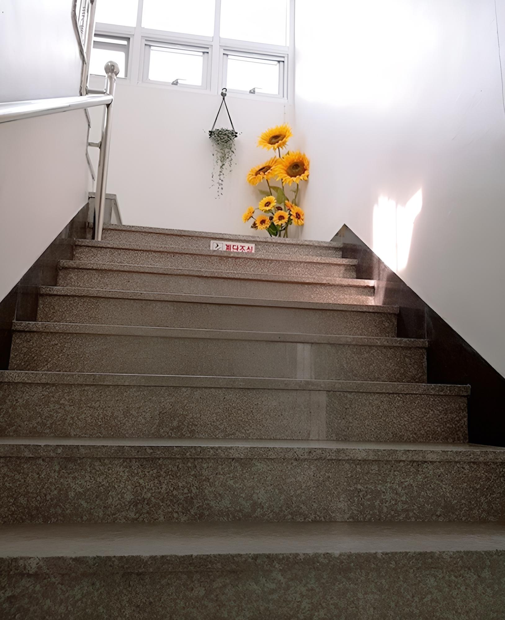 Photo 34