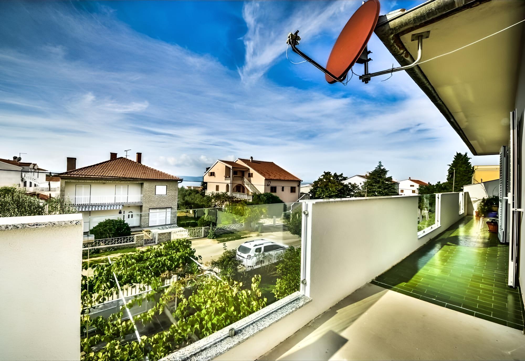 Sveto - 400 m From Beach - A1