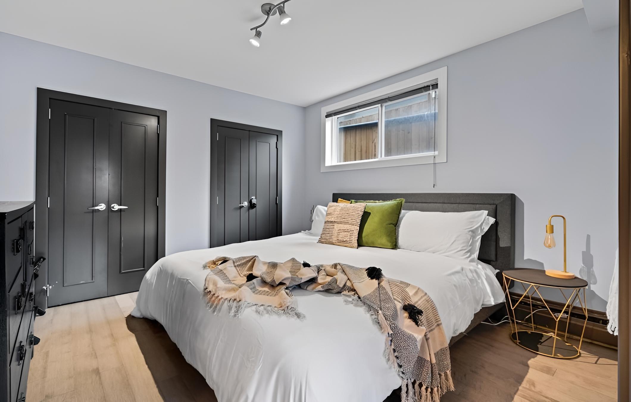 Zen Den l No Service Fees l King Bed l DT Sunalta