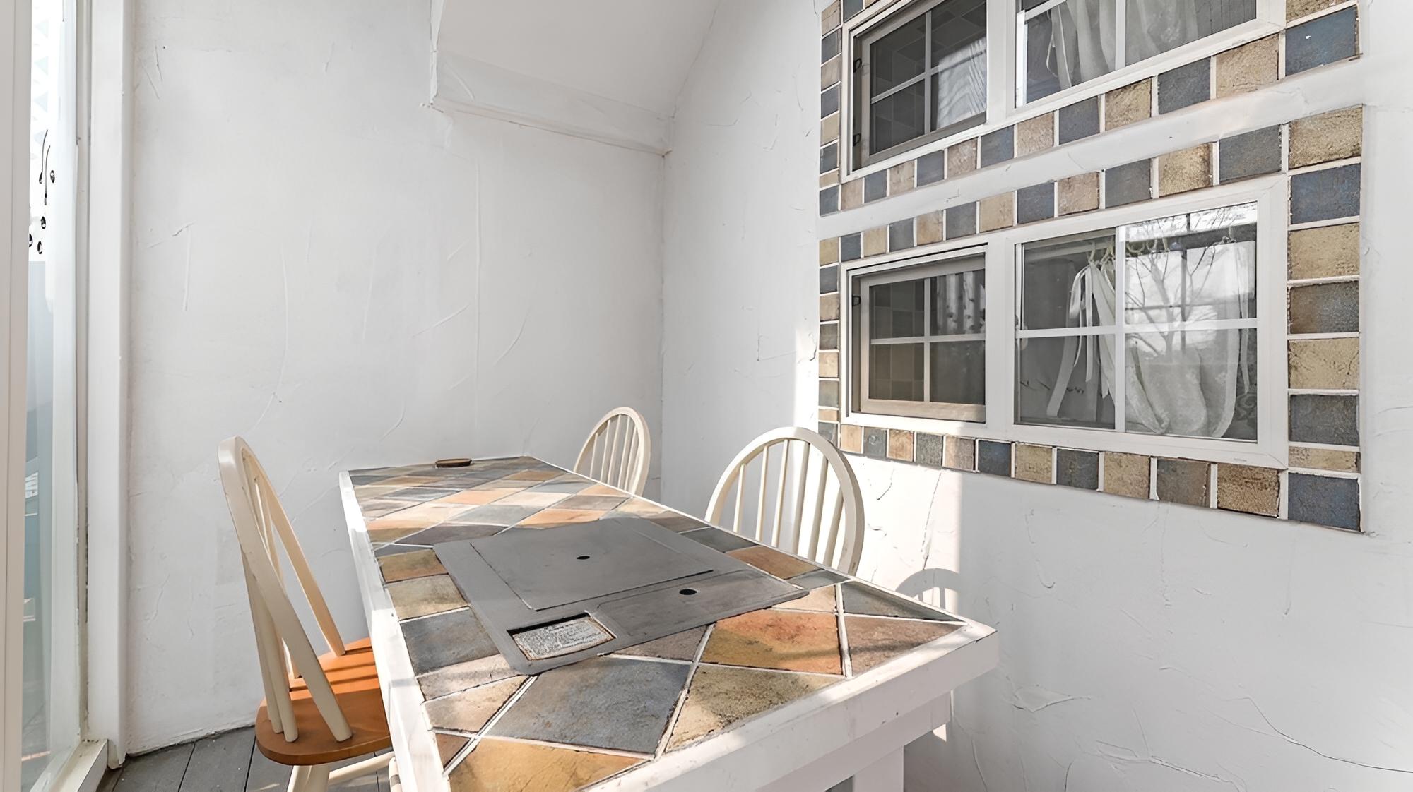 Ganghwa Provencegordo Spa Pension