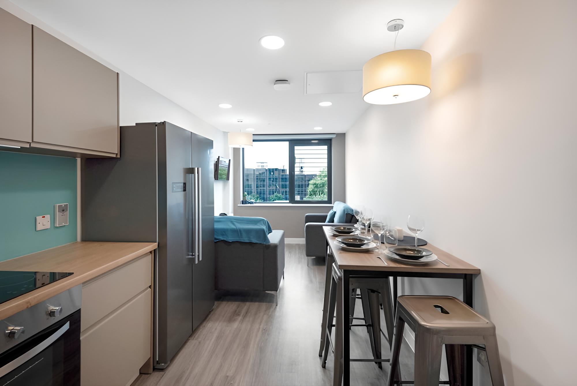 Ensuite Rooms and Studios in Portsmouth view 2