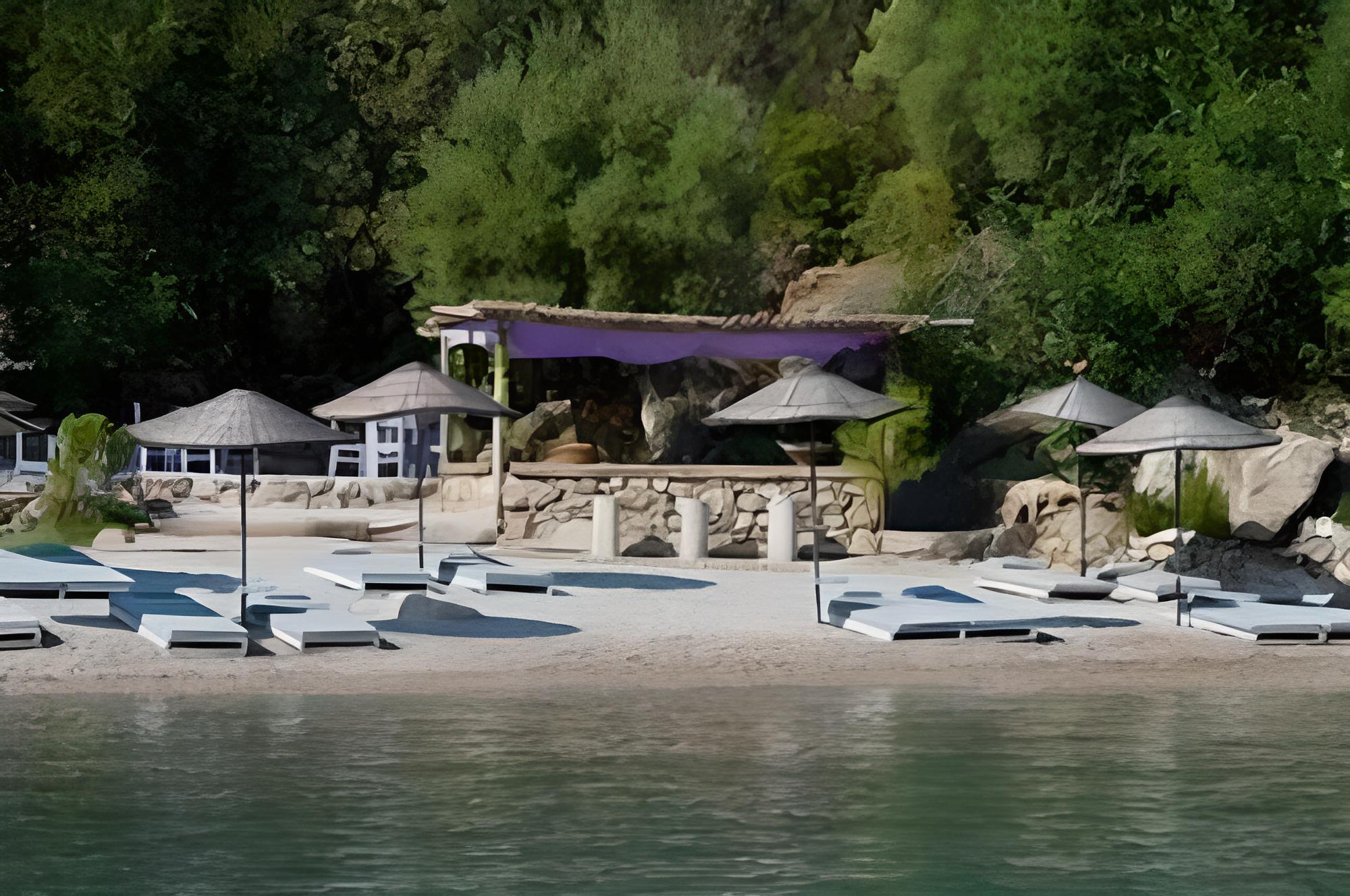 Hillside Beach Club