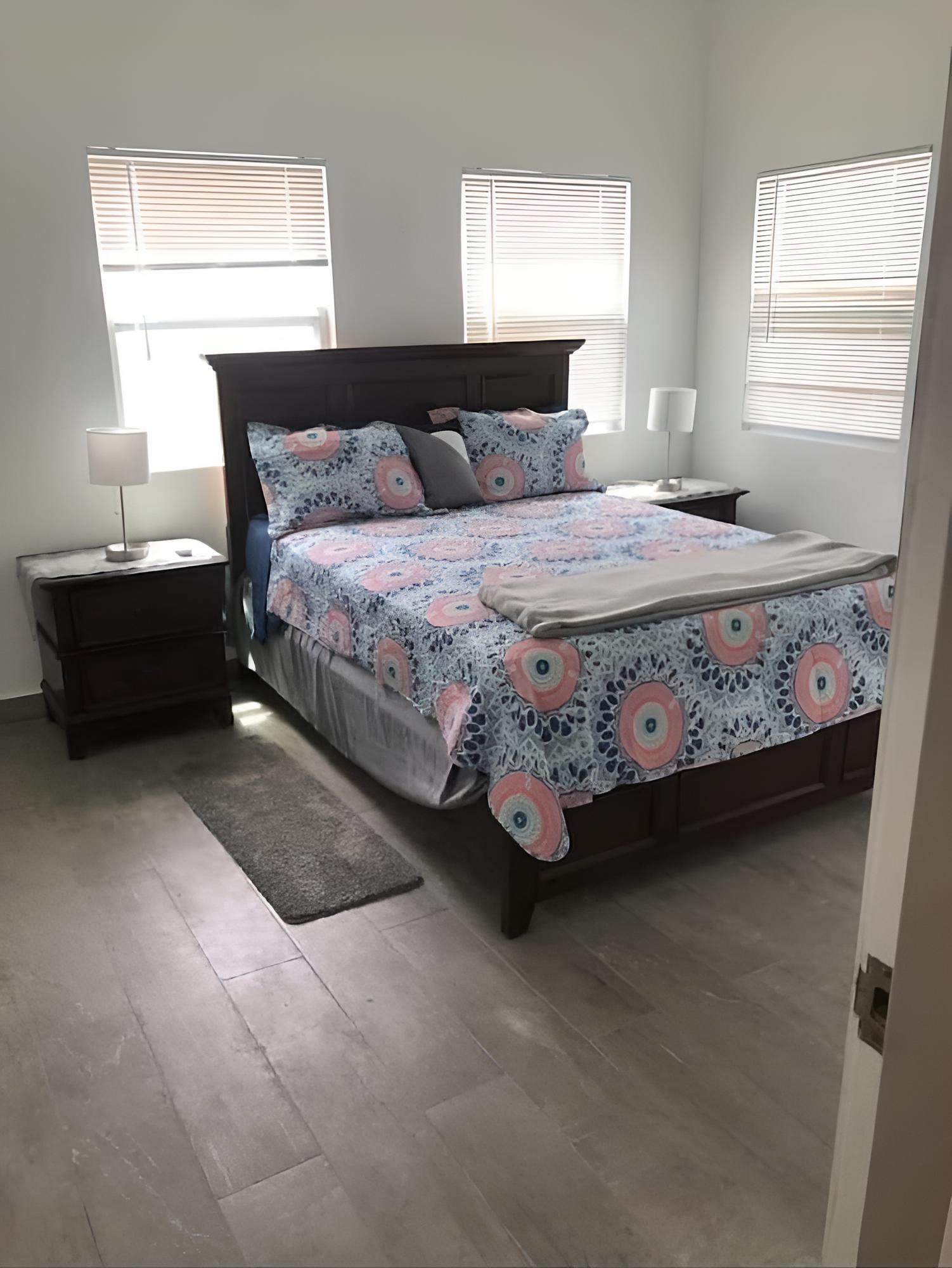 Leona's Hidden Adventure 3 Bedroom Home by Redawning