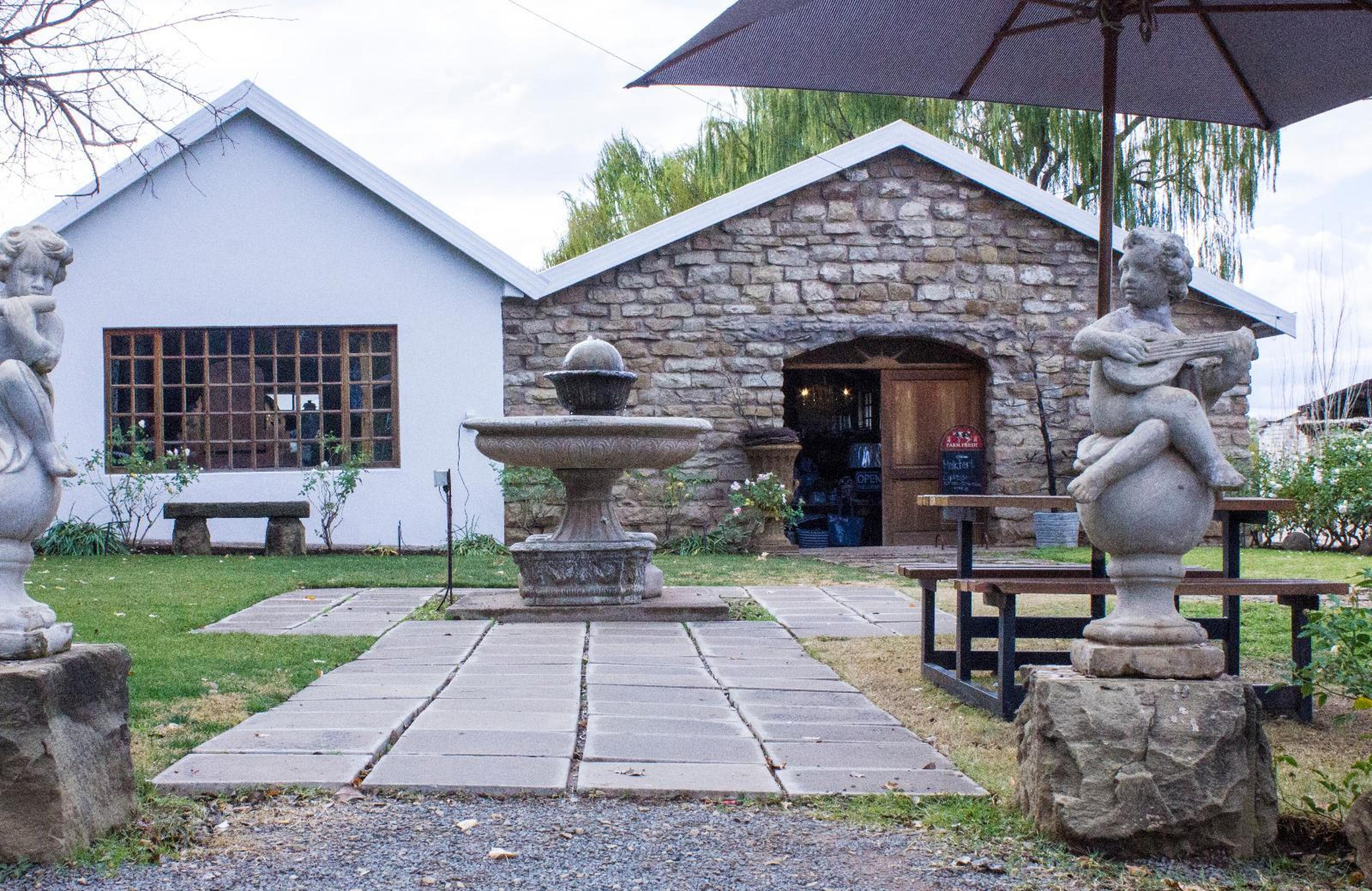 La Riviera Guest House and Spa, photo 12