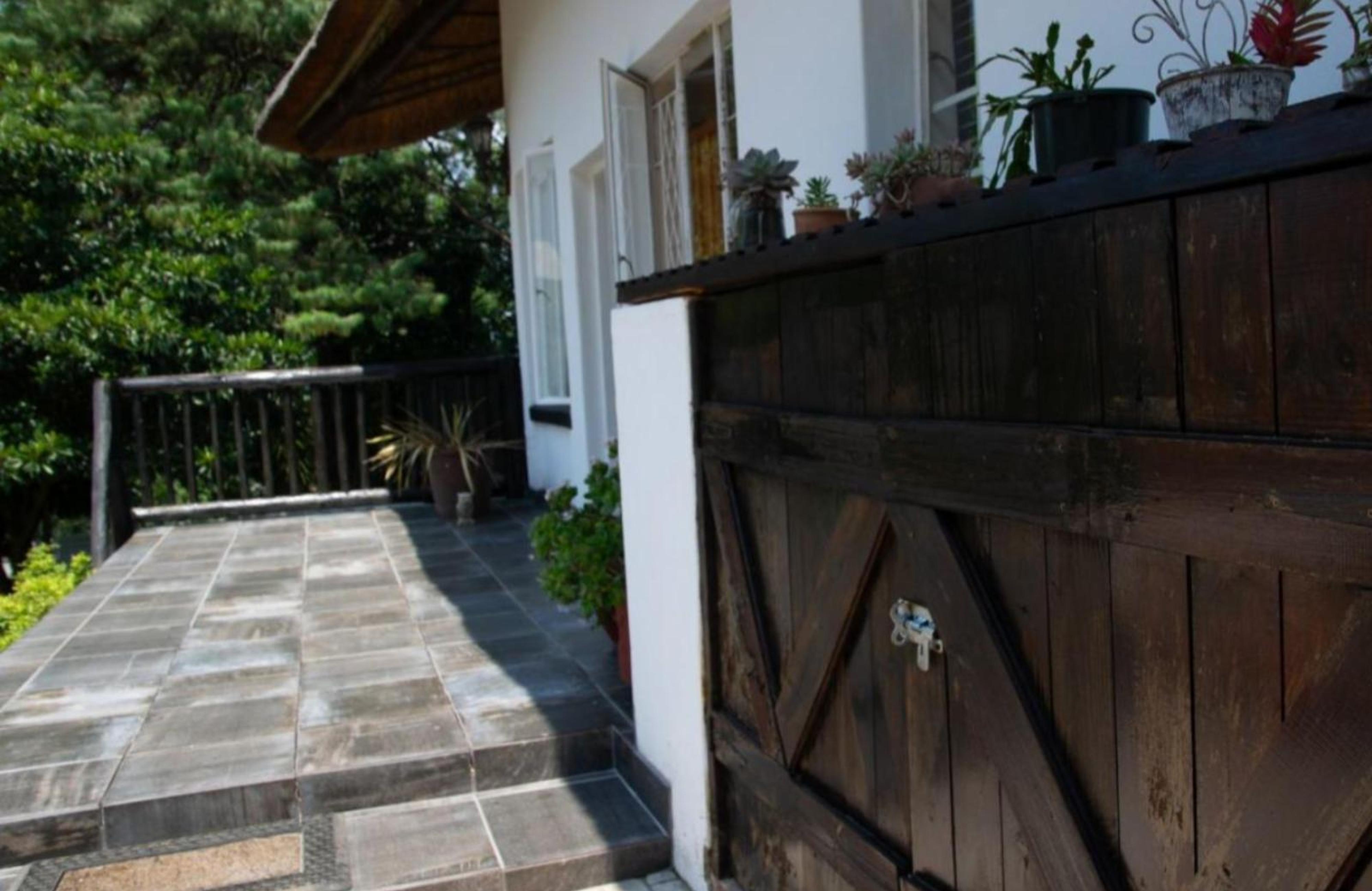 Boven Villa Guest House, photo 26