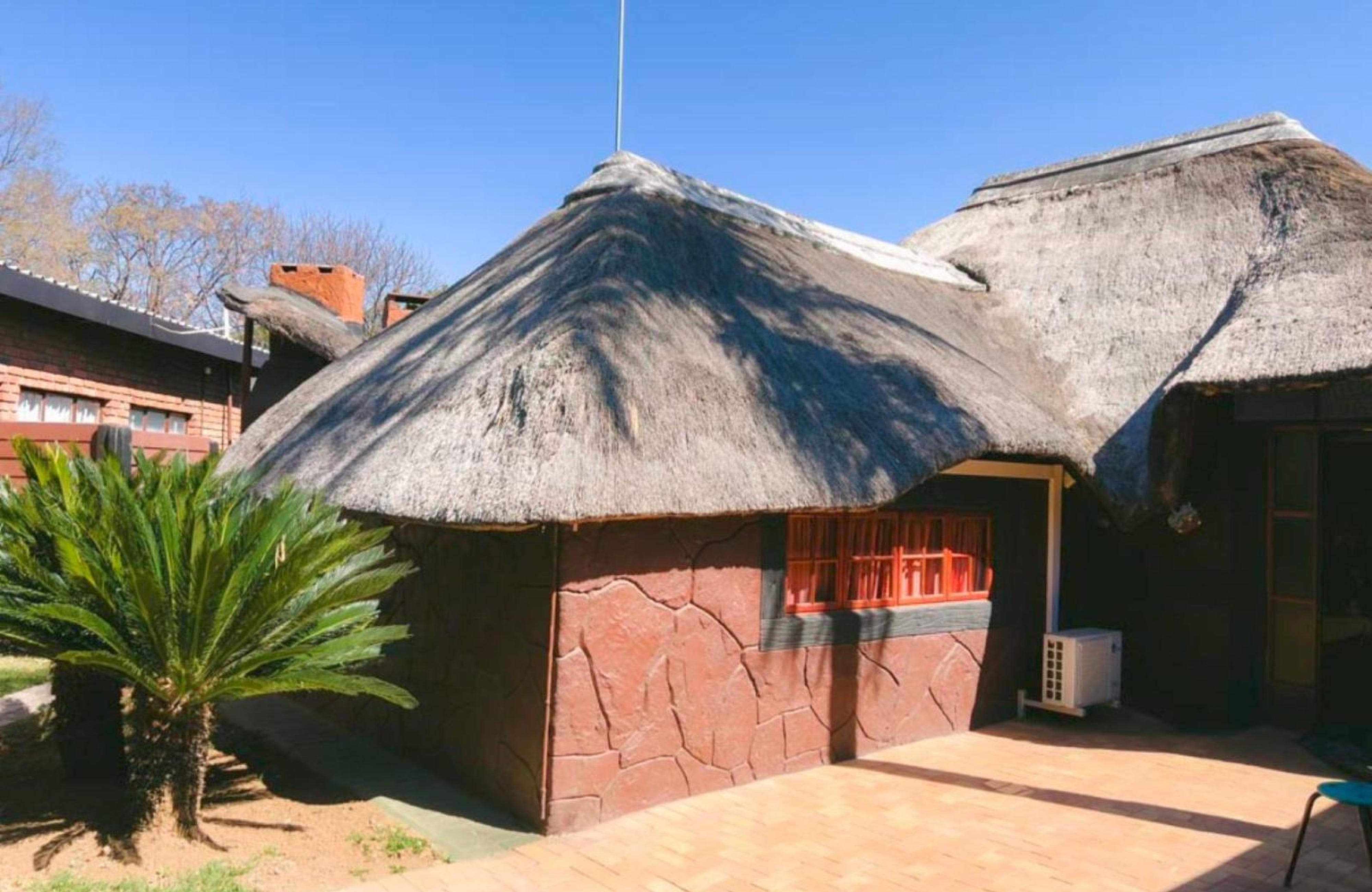 Lekkerbly Chalet Guest House, photo 13