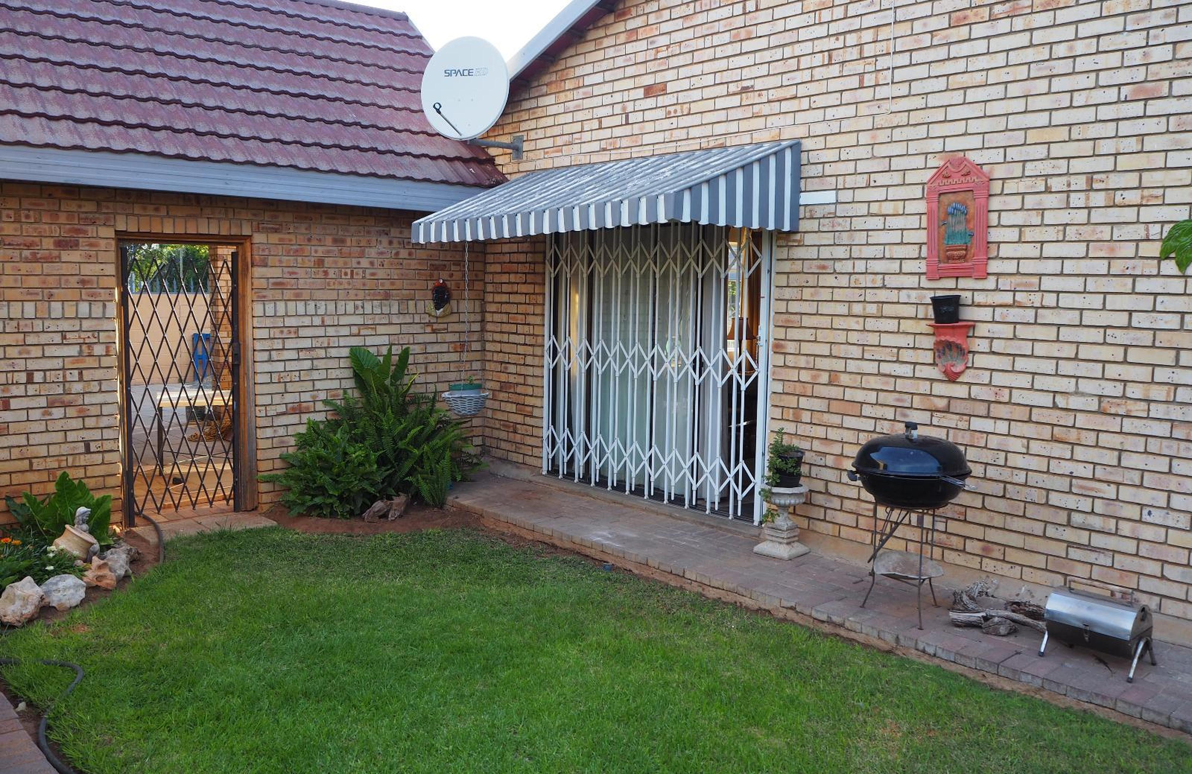Smirna Guest House, photo 8