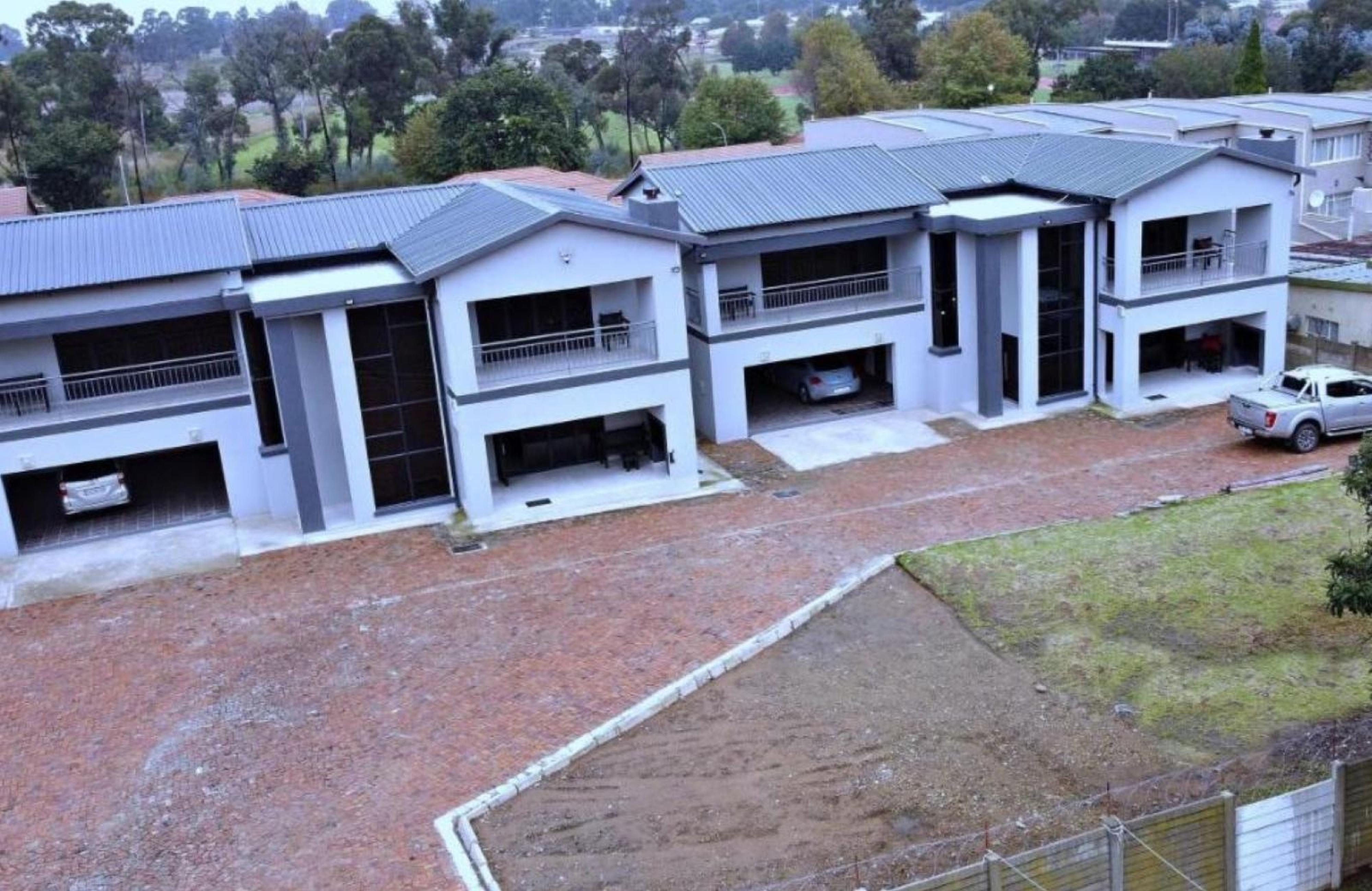 El-Gibbor Residence, photo 3