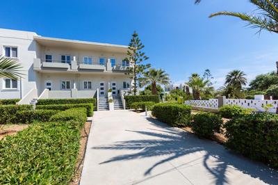 Yiannis Apartments