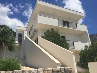 Luxury Villa Mala Podgora with Heated Pool