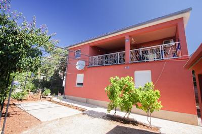 Apartments Andro