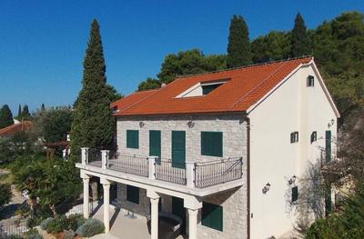 Šolta Life Apartments
