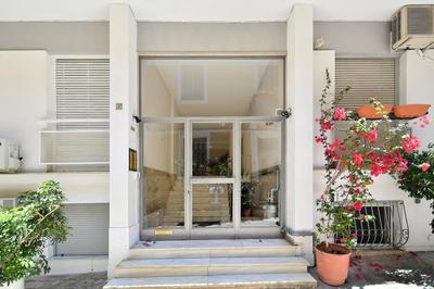 Plaka Elegant Apartment