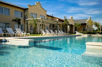 Hotel Howard Johnson Trenque Lauquen