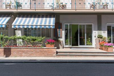 La Residenza Aparthotel