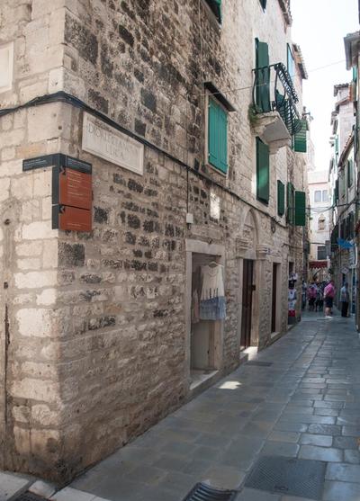 Grgur Ninski Rooms