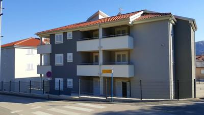 Apartments Crnekovic Tomislava 8A