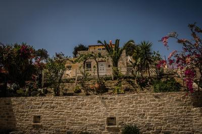 Bodikos Villas & Apartments