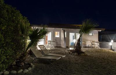 Marinella Beach Apartments - On The Beach - Private Free Parking