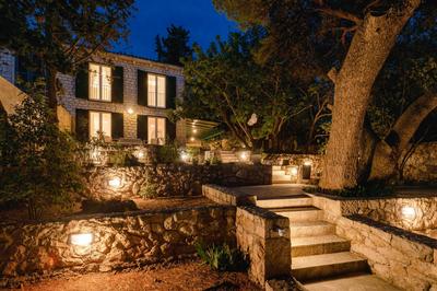 Pine Beach Villa