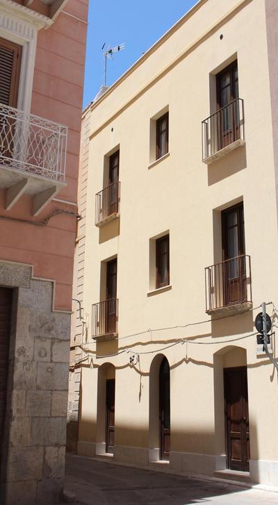 De Nobili's Apartments