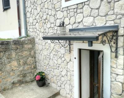 Holiday House Little Precious