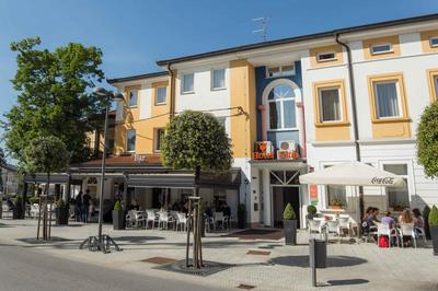 Lipa, Hotel & Bistro