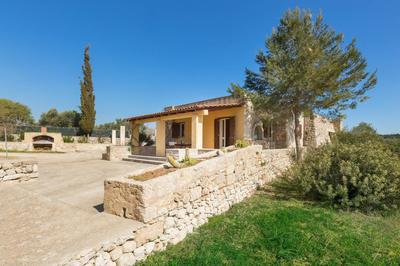 Masseria Colosso by BarbarHouse