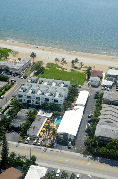 Surf Side Resort