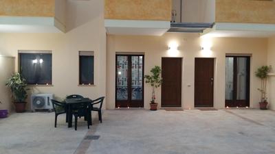 Rooms Loru