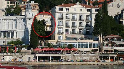 Superior Seaview Apartment