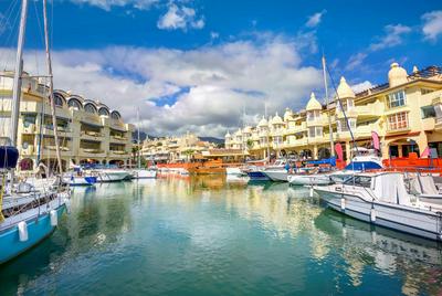 Puerto Marina waterfront apartment