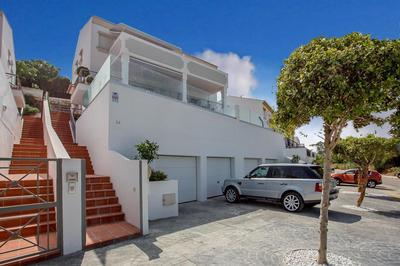 Luxury Apartments with private swimming pool