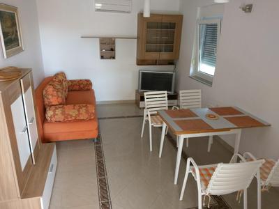Apartments President